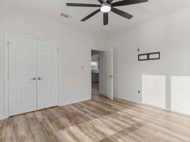 10270 County Road 112, Van Vleck, TX 77482