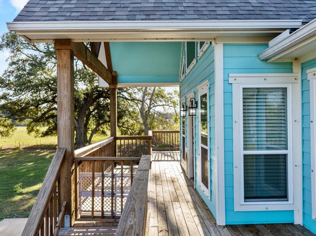 10270 County Road 112, Van Vleck, TX 77482