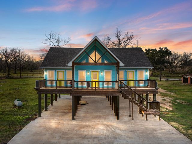 10270 County Road 112, Van Vleck, TX 77482