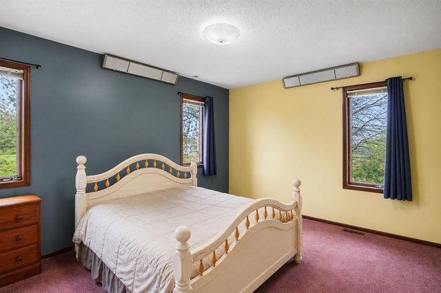 655 N 48th Avenue, Coopersville, MI 49404