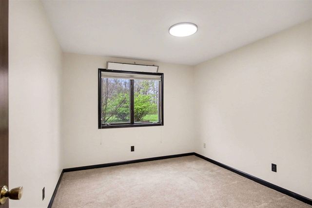 655 N 48th Avenue, Coopersville, MI 49404