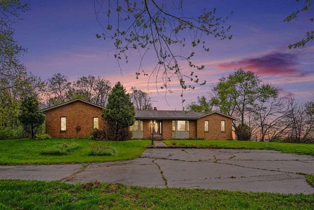 655 N 48th Avenue, Coopersville, MI 49404