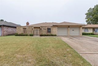 3321 N Ridgewood Drive, Midwest City, OK 73110