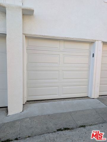 1147 24th Street B, Santa Monica, CA 90403