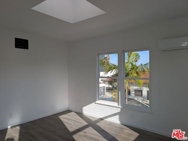 1147 24th Street B, Santa Monica, CA 90403