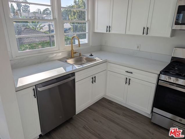 1147 24th Street B, Santa Monica, CA 90403