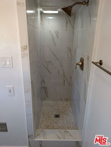 1147 24th Street B, Santa Monica, CA 90403