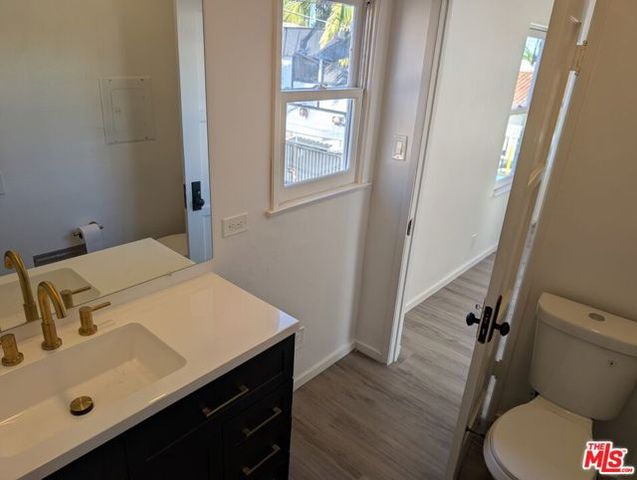 1147 24th Street B, Santa Monica, CA 90403