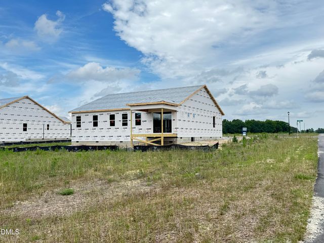 17 Windward Place, Lillington, NC 27546