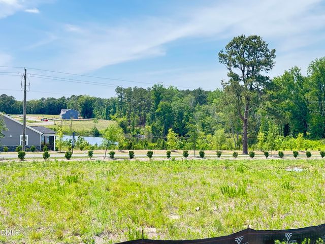 17 Windward Place, Lillington, NC 27546
