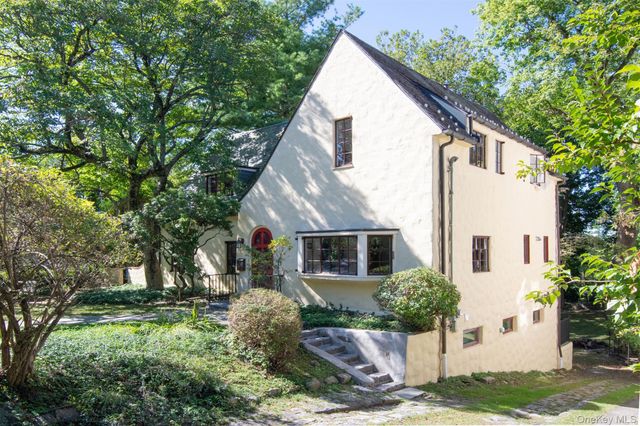 89 Euclid Avenue, Hastings-on-hudson, NY 10706