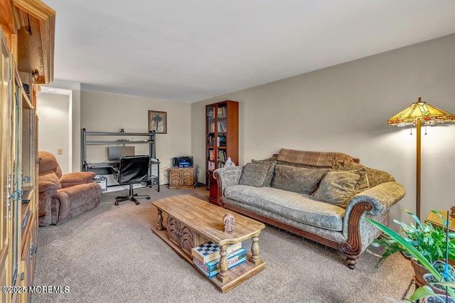 718 E Veterans Highway, Jackson, NJ 08527