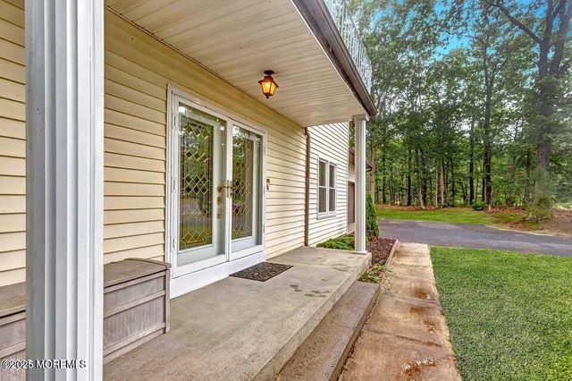 718 E Veterans Highway, Jackson, NJ 08527