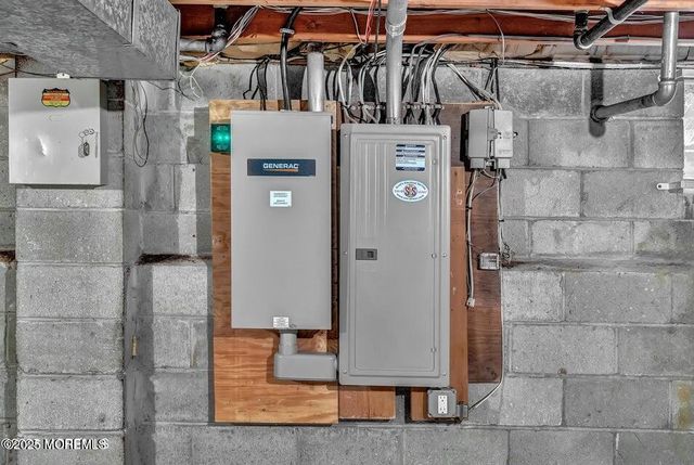 718 E Veterans Highway, Jackson, NJ 08527