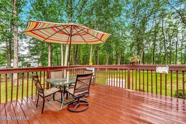 718 E Veterans Highway, Jackson, NJ 08527