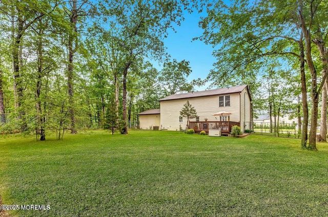 718 E Veterans Highway, Jackson, NJ 08527