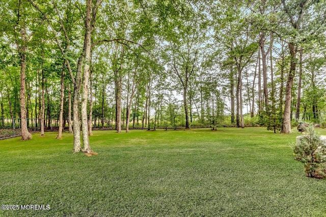 718 E Veterans Highway, Jackson, NJ 08527