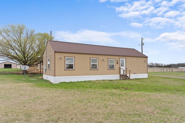 3950 Private Road 1161, Leonard, TX 75452