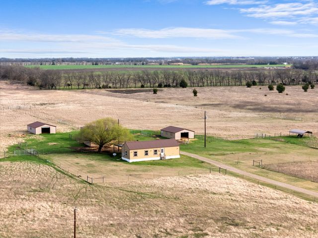 3950 Private Road 1161, Leonard, TX 75452