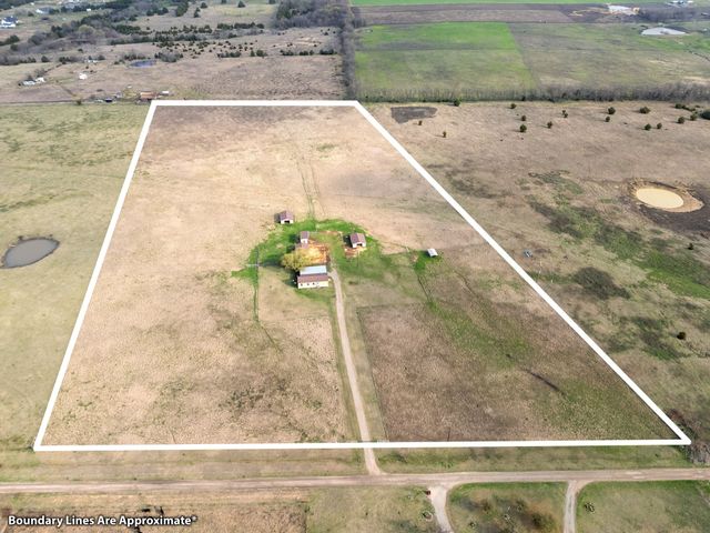3950 Private Road 1161, Leonard, TX 75452