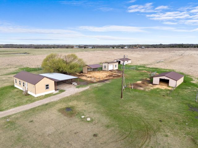 3950 Private Road 1161, Leonard, TX 75452