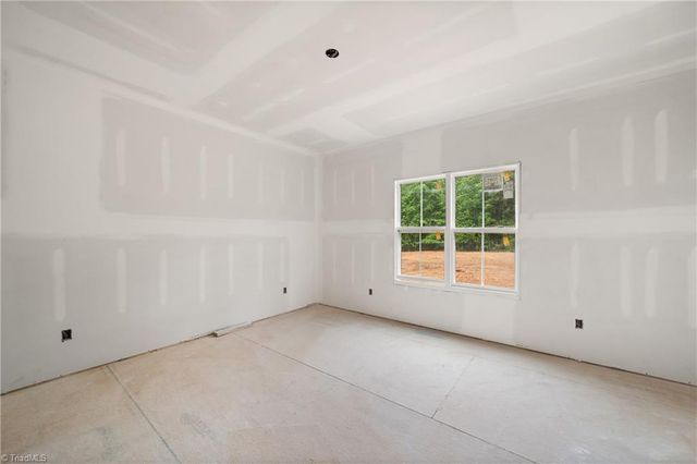 410 Potters Landing, Denton, NC 27239