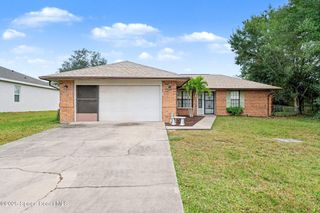 1285 Karlovy Avenue NW, Palm Bay, FL 32907