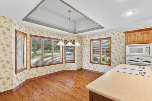 4108 E Kingsbury Street, Springfield, MO 65809