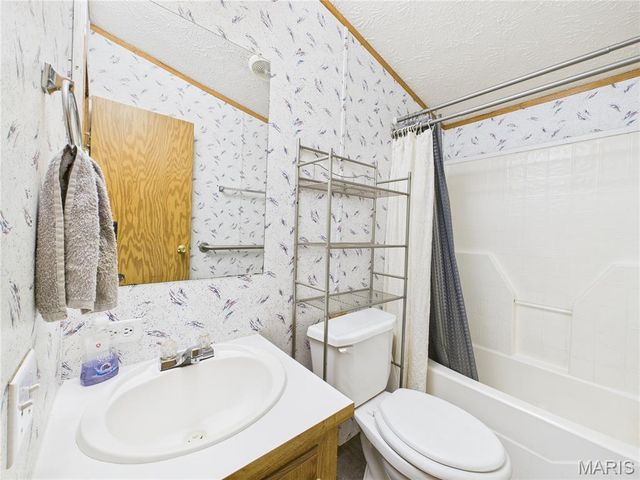 1205 Cemetery Lane, Williamsville, MO 63967