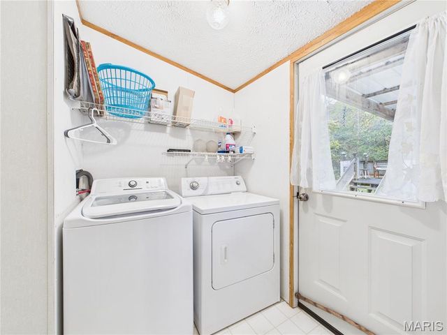 1205 Cemetery Lane, Williamsville, MO 63967