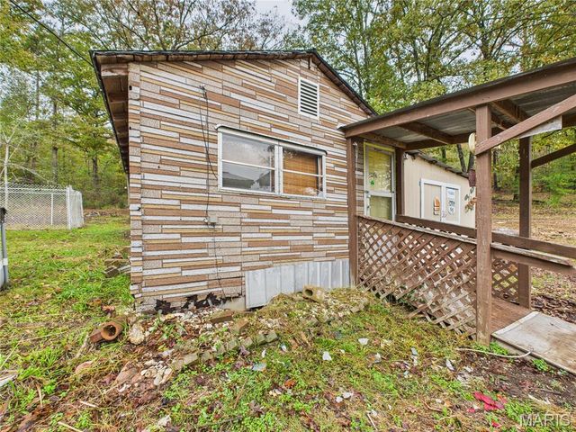 1205 Cemetery Lane, Williamsville, MO 63967