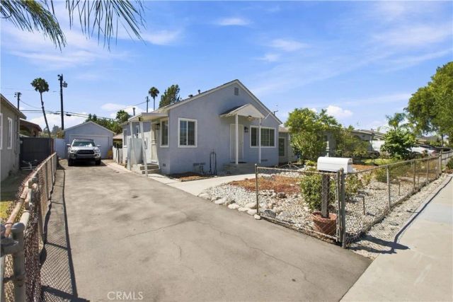 1737 Waters Ave., Pomona, CA 91766
