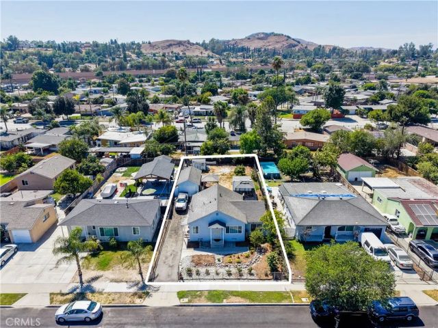 1737 Waters Ave., Pomona, CA 91766