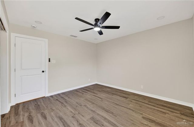 129 W Tamarack Avenue, Mcallen, TX 78501