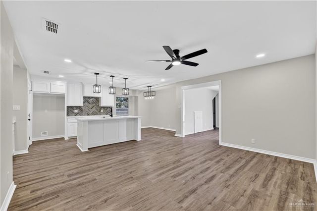 129 W Tamarack Avenue, Mcallen, TX 78501