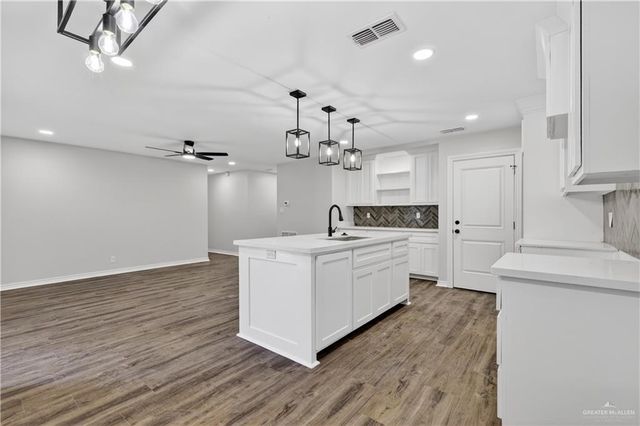 129 W Tamarack Avenue, Mcallen, TX 78501