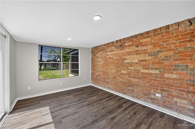 129 W Tamarack Avenue, Mcallen, TX 78501