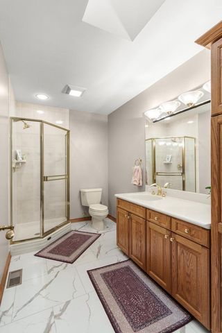 203 Deer Ridge DRIVE, West Bend, WI 53095