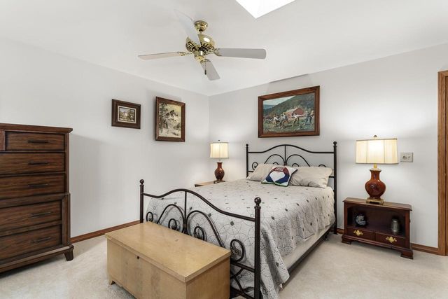 203 Deer Ridge DRIVE, West Bend, WI 53095