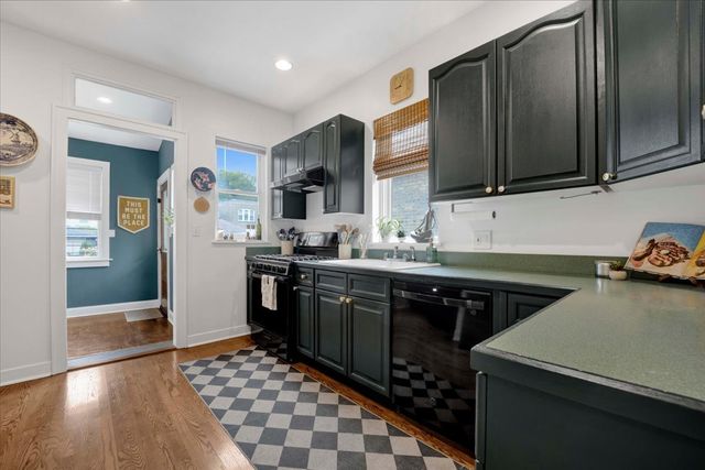 6239 N Campbell Avenue, Chicago, IL 60659