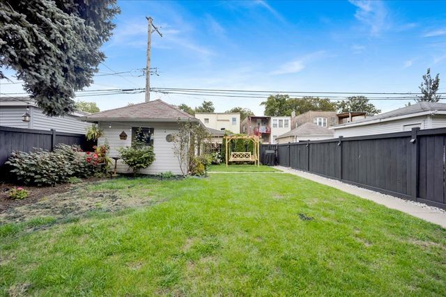 6239 N Campbell Avenue, Chicago, IL 60659
