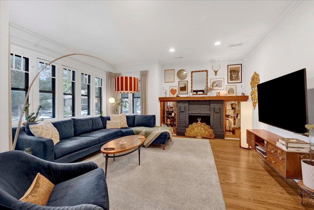 6239 N Campbell Avenue, Chicago, IL 60659 — photo 4