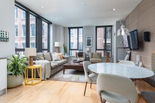 346 Congress St 202, Boston, MA 02110