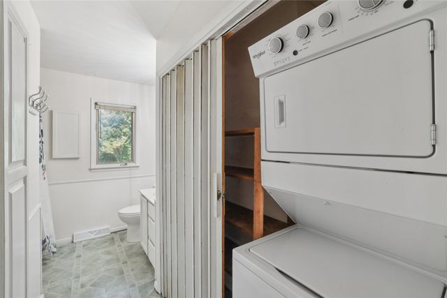 1801 10th Avenue Place, Grinnell, IA 50112