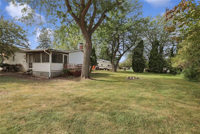 1801 10th Avenue Place, Grinnell, IA 50112