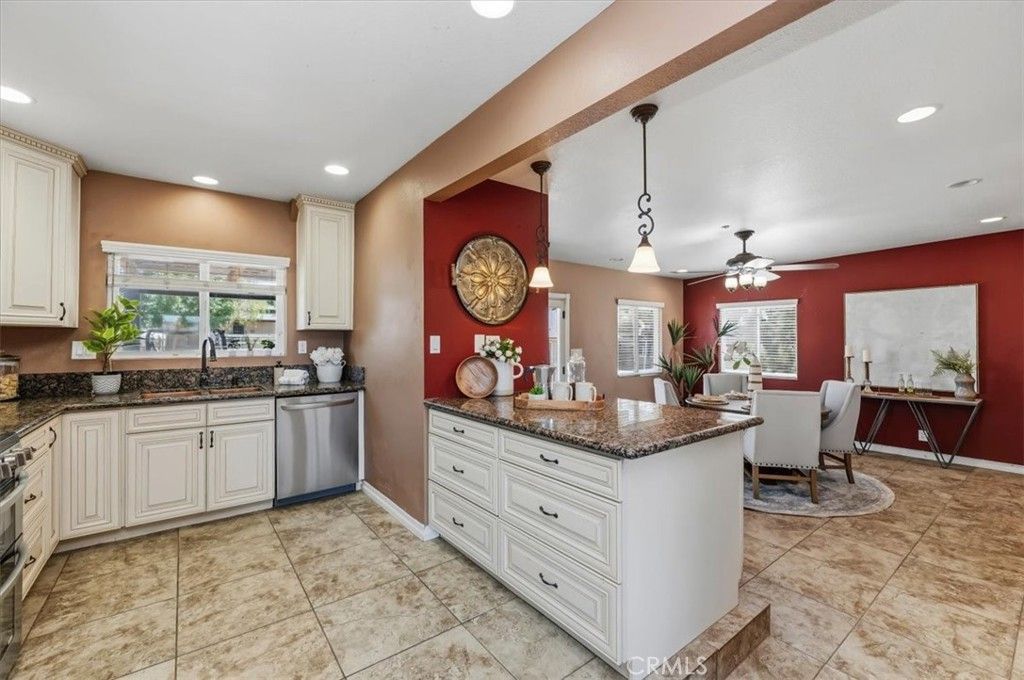 Image 15 of property listing at 3243 Temescal, Norco, CA 92860