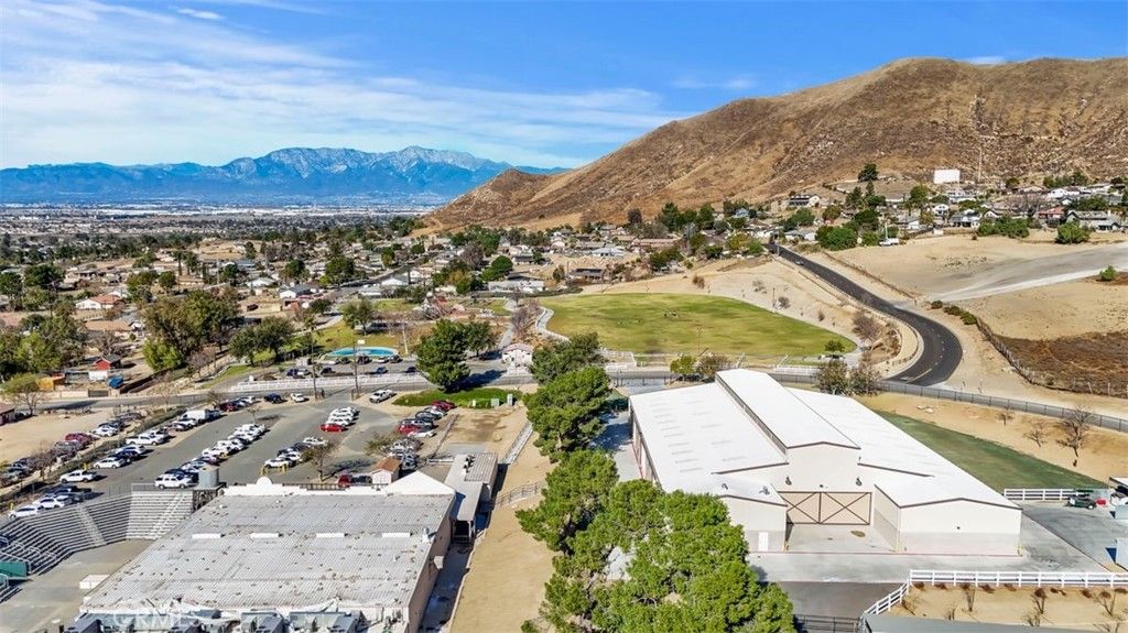 Image 35 of property listing at 3243 Temescal, Norco, CA 92860