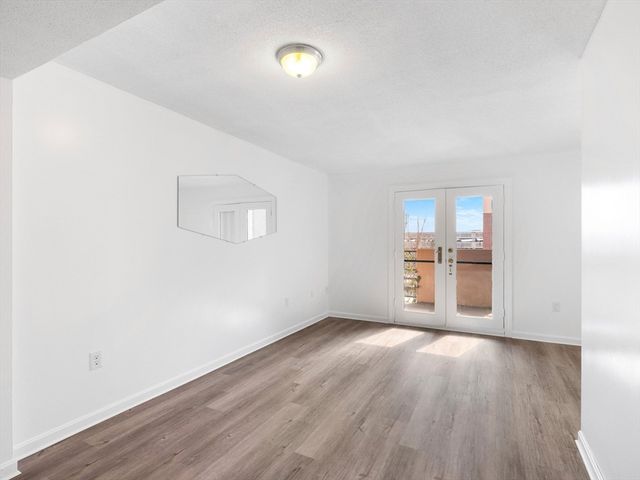 165 Cottage St 413, Chelsea, MA 02150