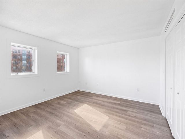 165 Cottage St 413, Chelsea, MA 02150