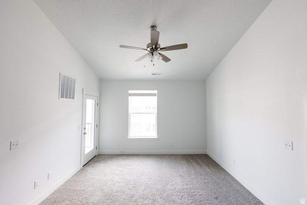 Image 2 of property listing at 4653 S ALDER DR #H303, Mapleton, UT 84664